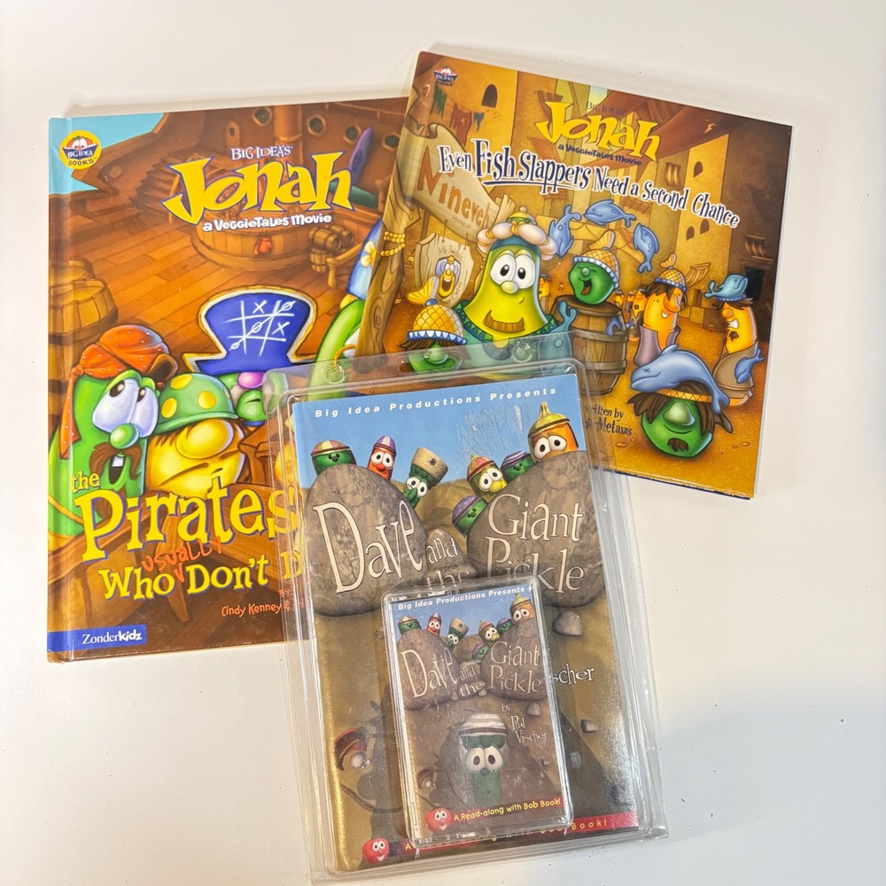 VeggieTales Jonah Movie Books & Dave and the Giant Pickle Book Cassette Tape Set
